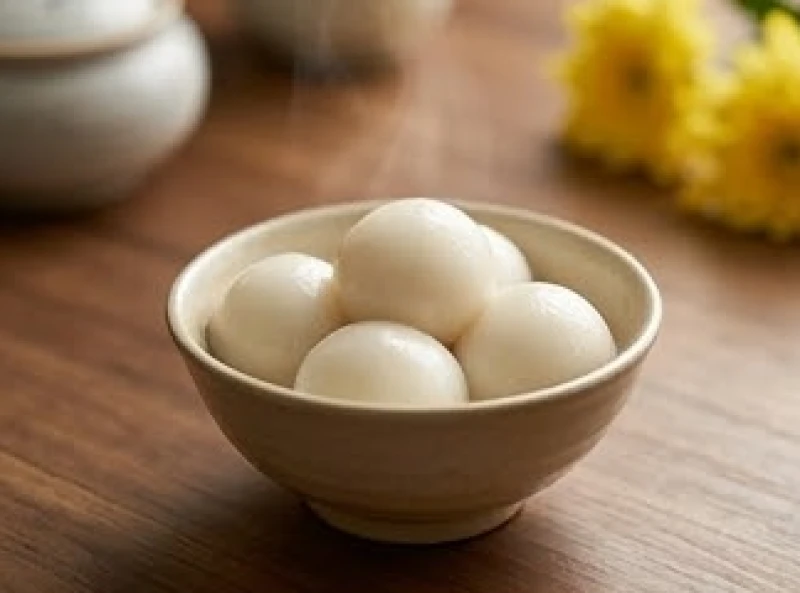 Bát bánh trôi trắng bóng vừa nguội tới ở nhiệt độ phòng không còn tỏa hơi nước nóng