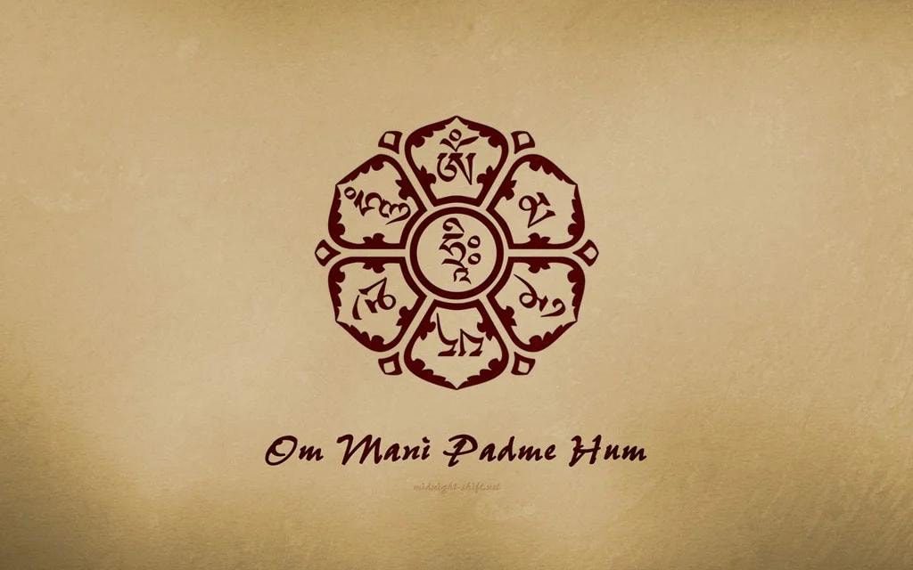 Câu thần chú “Om Mani Padme Hūm” là một trong những câu thần chú nổi tiếng nhất trong Phật giáo.