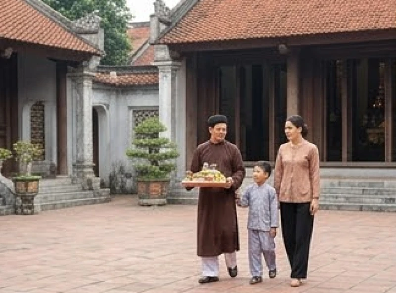 Văn khấn chuộc con bán khoán: Bài khấn chuẩn và sớ dịch nghĩa 1 Gia đình chuẩn bị mâm lễ vật để tiến hành thủ tục chuộc con bán khoán tại một ngôi chùa linh thiêng