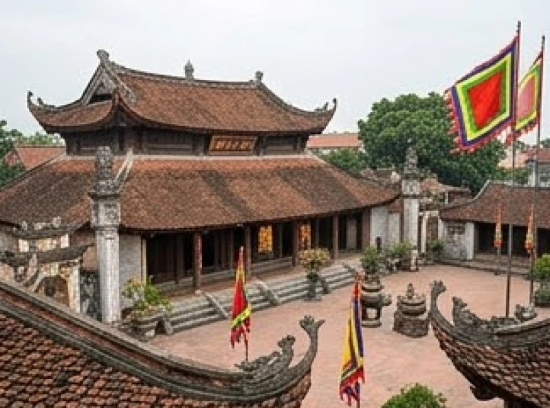 Không gian cổ kính và tĩnh mặc tại đền Đồng Bằng Thái Bình trong mùa lễ hội truyền thống