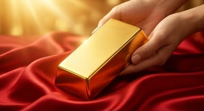 Mơ thấy được cho vàng: Giải mã theo người tặng & loại trang sức 1 Một thỏi vàng đúc nguyên khối lấp lánh được trao tay giúp giải mã điềm báo mơ thấy được cho vàng