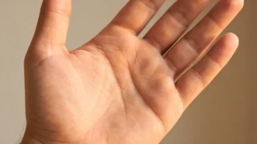 Vị trí đường tiền tài nằm ở đâu trên lòng bàn tay giúp nhận biết vận may tài chính