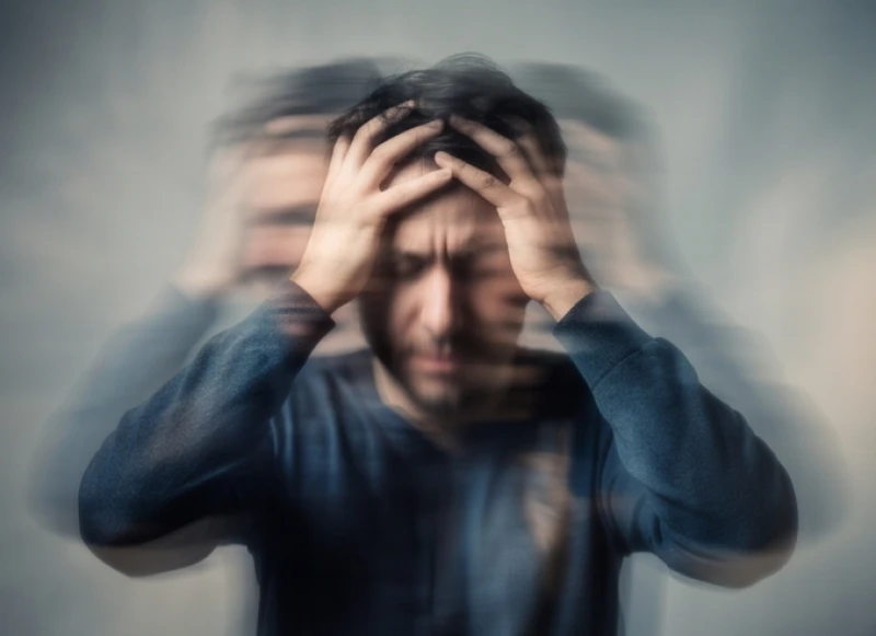 Tình trạng hoảng loạn làm tăng hormone cortisol gây mất kiểm soát và tự gây chấn thương