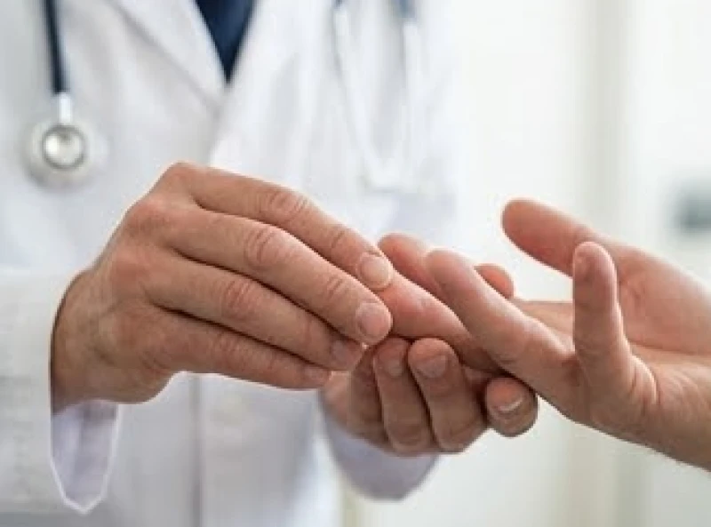Tầm soát các bệnh lý hô hấp và tim mạch khi phát hiện dấu hiệu ngón tay dùi trống