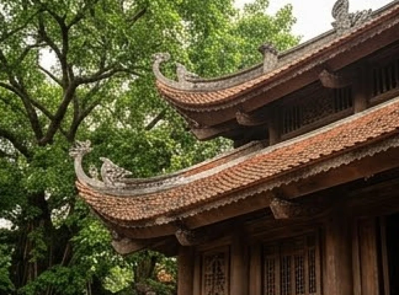 Văn khấn ngày tiệc Mẫu Hưng Yên: Bài cúng chuẩn và lịch dâng lễ 2 Mái ngói cong vút và những chi tiết chạm trổ gỗ tinh xảo tại Đền Mẫu Hưng Yên