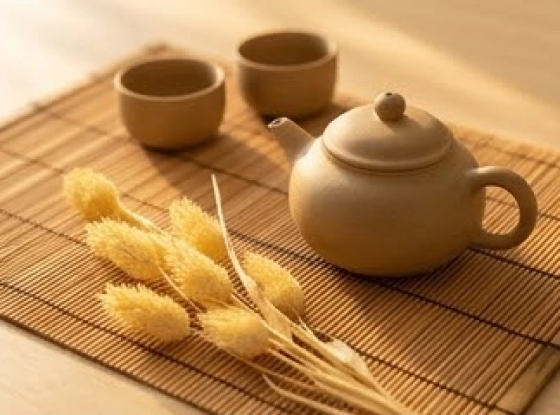 Đinh Tỵ 1977 hợp màu gì: Chọn màu xe, nhà & cách hóa giải 2 Vật phẩm phong thủy màu vàng rơm và nâu đất tạo sự bền vững cho tuổi 1977