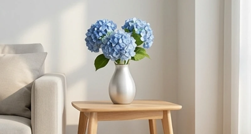Sự kết hợp giữa màu xanh dương và trắng bạc giúp kích hoạt vượng khí cho người mệnh Thủy