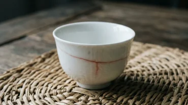 Hình ảnh minh họa về ý nghĩa tâm linh và tâm lý khi mơ thấy gãy răng chảy máu ở người Việt Nam