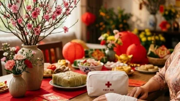 Hình ảnh minh họa cho thắc mắc mùng 1 tết bị chảy máu là điềm gì cùng hướng dẫn cách sơ cứu y tế an toàn tại nhà