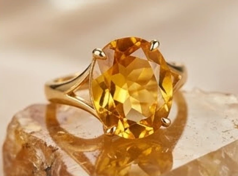 Nhẫn phong thủy tuổi Thìn: Chọn tay đeo & cách đo size chuẩn 6 Nhẫn phong thủy đính đá Citrine vàng rực rỡ tượng trưng cho bản mệnh Thổ