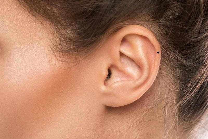 Ý nghĩa nốt ruồi trên vành tai