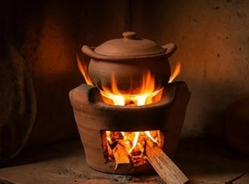 Tuổi Bính Tuất 1946: Bản mệnh, phong thủy an dưỡng & sức khỏe 2 Bếp lửa hồng rực rỡ tượng trưng cho hành Hỏa tương sinh vượng khí cho người mệnh Thổ