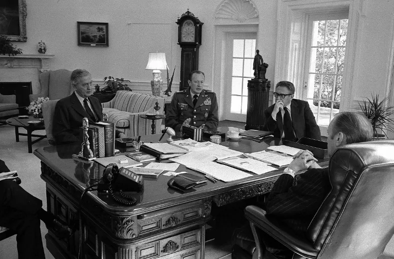 president ford meets with kissinger weyand and martin nara 186794 copy dce3874f