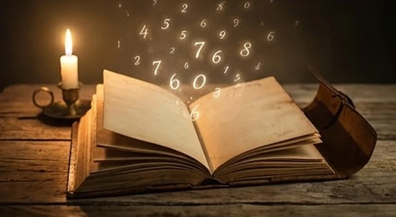 Mơ thấy rụng hết răng: Giải mã điềm rụng sạch hàm & con số 6 Cuốn sổ ghi chép cổ kính bên cạnh những con số mờ ảo được ánh nến chiếu sáng