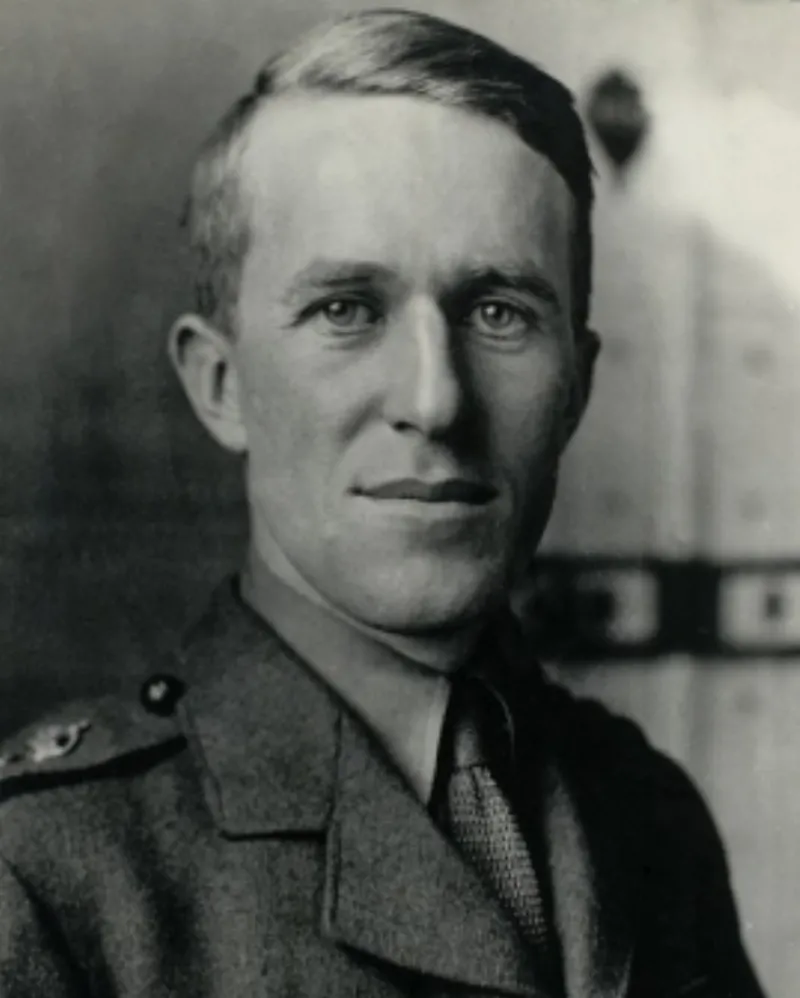 t e lawrence b9c828b5