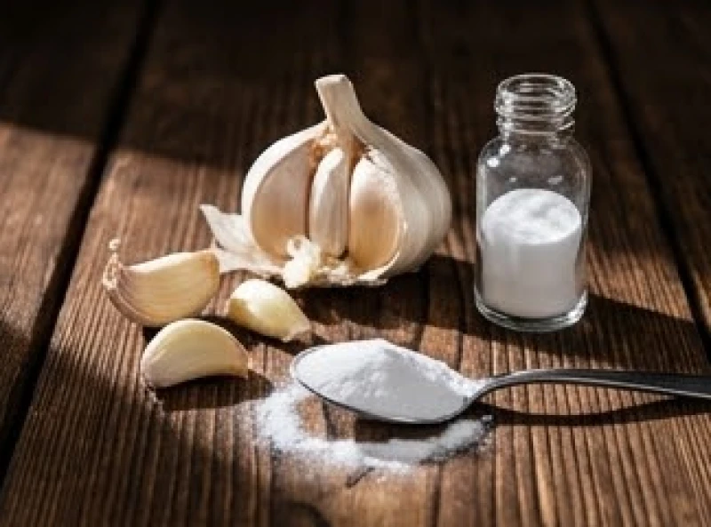 Nốt ruồi ở môi: Ý nghĩa tướng số nam nữ và lưu ý tẩy an toàn 8 Tình trạng da môi bị tổn thương nghiêm trọng do tự ý tẩy nốt ruồi bằng mẹo dân gian