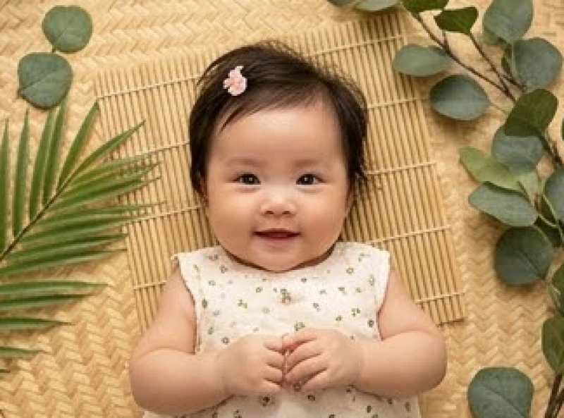 Đặt tên con sinh năm Ất Mùi 2015: Tên hay hợp mệnh và tuổi bố mẹ 8 Em bé gái dễ thương với nụ cười chúm chím và đôi mắt sáng long lanh