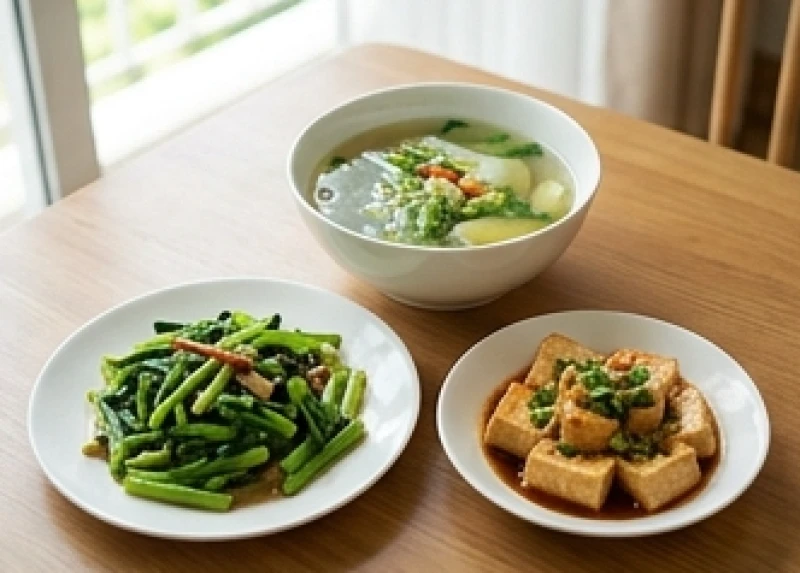 Chế độ ăn uống khoa học với nhiều rau xanh và thực phẩm dễ tiêu hóa giúp bảo vệ niêm mạc dạ dày nhạy cảm