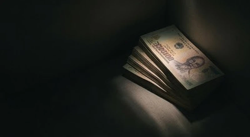 Mơ thấy tiền âm phủ: Giải mã điềm báo và 4 bước hóa giải 1 Những xấp tiền âm phủ mệnh giá lớn nằm chìm trong góc khuất mờ ảo đầy bí ẩn