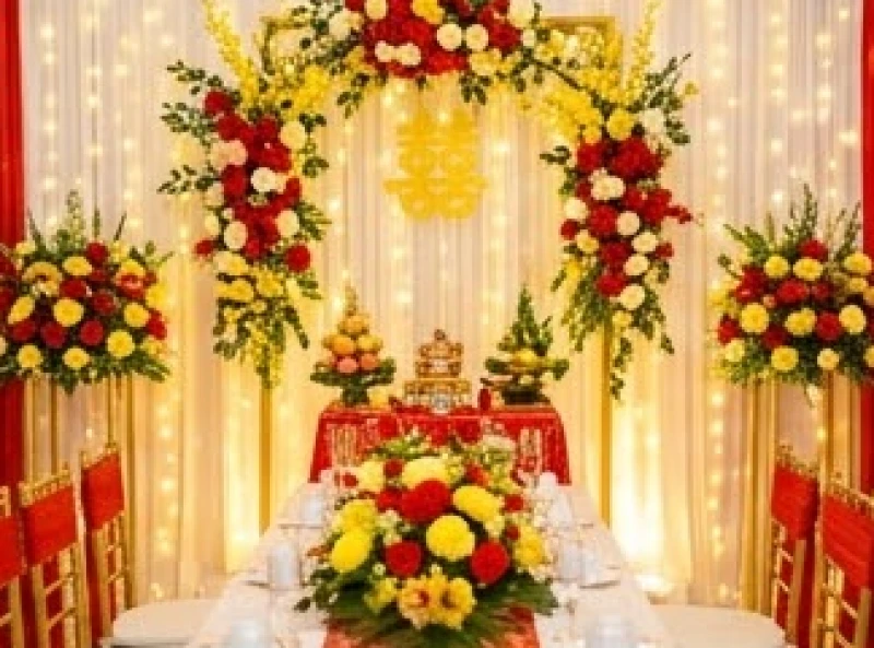 Nhật thực là điềm gì: Giải mã phong thủy, kiêng kỵ và giấc mơ 4 Không gian tiệc cưới rực rỡ với nhiều hoa tươi màu đỏ và ánh đèn vàng ấm áp