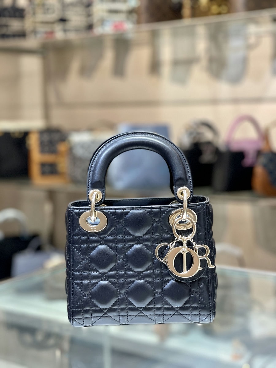 Túi xách Lady Dior size 17 -XƯỠNG VI