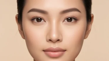 Khuôn mặt phụ nữ Á Đông với các đường nét ngũ quan cân đối phản ánh quá trình khắc phục tướng mặt lệch thành công