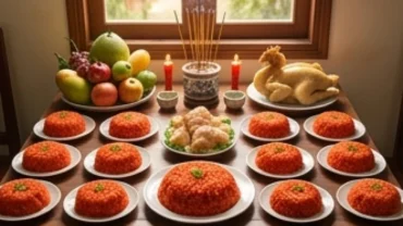 Mâm cúng và bài văn khấn cúng Mụ 12 tuổi được bày biện trang nghiêm với đầy đủ xôi chè, gà luộc