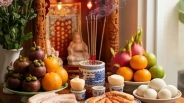 Mâm cúng và nghi thức đọc văn khấn hóa vàng Thần Tài cầu tài lộc