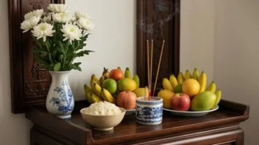 Mâm cúng và bài văn khấn ngày giỗ con được chuẩn bị tươm tất trên bàn thờ gia tiên