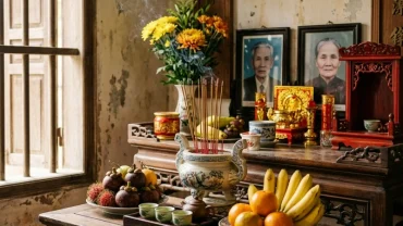 Mâm lễ dâng hương trang nghiêm và hướng dẫn đọc văn khấn nôm tại nhà chuẩn phong tục truyền thống Việt Nam