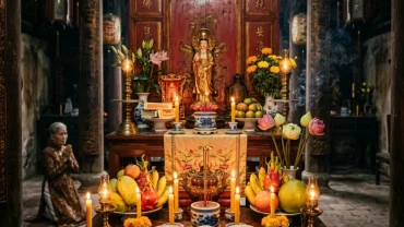 Mâm lễ vật tươm tất dâng các vị thánh và bài văn khấn quan hoàng chuẩn xác tại đền phủ