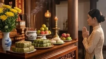 Mâm lễ vật trang trọng và nghi thức đọc văn khấn Quốc Tổ Lạc Long Quân tại đền thờ