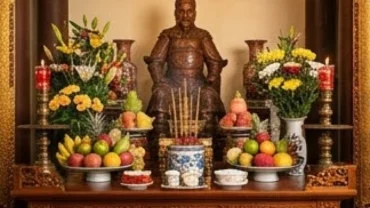 Chuẩn bị mâm lễ tươm tất và văn khấn Trần Triều trang nghiêm dâng lên ban thờ